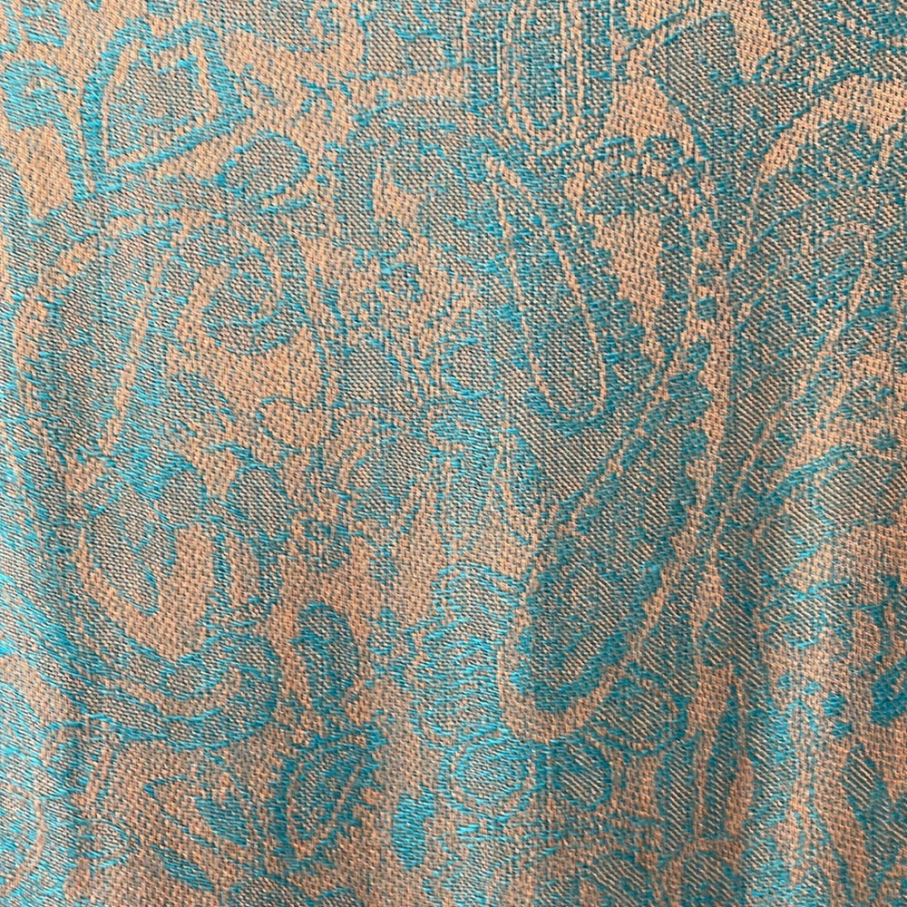 Long Scarf - Picture 4 of 5
